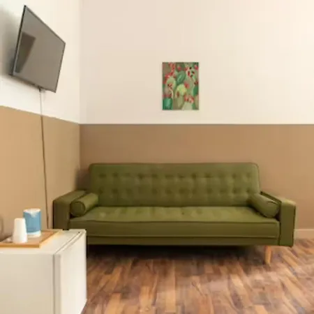 Dante Bed & Breakfast 4*